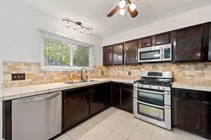 2602 Armstrong Dr, Leander, TX 78641 - Photo 8