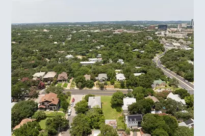 1107 Travis Heights Boulevard, Austin, TX 78704 - Photo 4