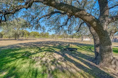 326 Sunrise Hills, Lampasas, TX 76550 - Photo 40