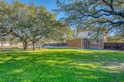 326 Sunrise Hills, Lampasas, TX 76550 - Photo 32