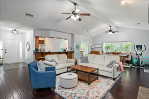 1613 Flint Ct, Lakeway, TX 78734 - Photo 2