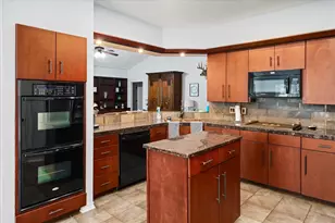 1613 Flint Ct, Lakeway, TX 78734 - Photo 10