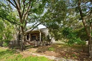 1613 Flint Ct, Lakeway, TX 78734 - Photo 26