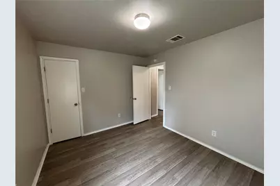 2101 Whistling Way, Taylor, TX 76574 - Photo 4