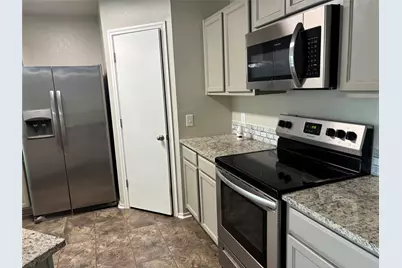 2101 Whistling Way, Taylor, TX 76574 - Photo 8