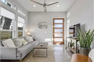2709 E 3rd St, Austin, TX 78702 - Photo 6
