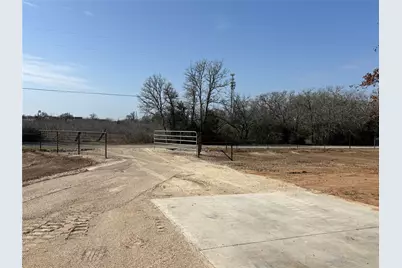 134 Pope Bend N #B, Cedar Creek, TX 78612 - Photo 6