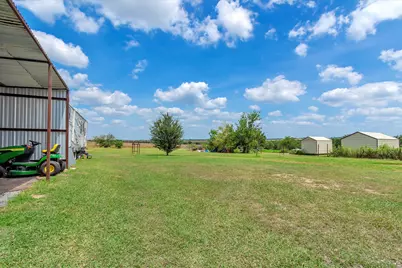 11615 N State Highway 123 Highway, Seguin, TX 78155 - Photo 6