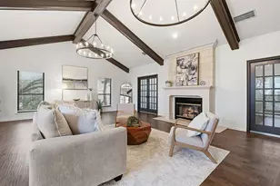 102 Laura Ln, Austin, TX 78746 - Photo 2