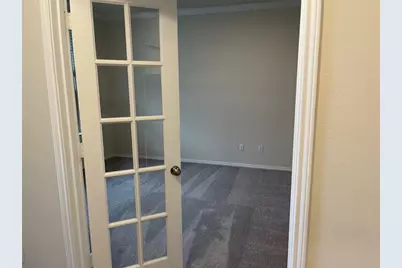 105 Onna Street, Taylor, TX 76574 - Photo 10