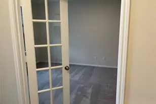 105 Onna St, Taylor, TX 76574 - Photo 10