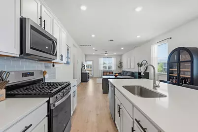 2216 Tucker Lane, Austin, TX 78754 - Photo 4
