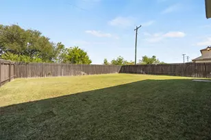 214 Saranac Dr, Elgin, TX 78621 - Photo 34