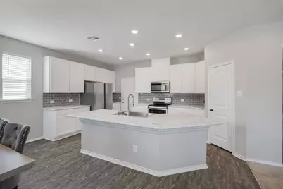 214 Saranac Drive, Elgin, TX 78621 - Photo 6