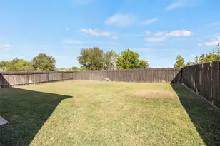 214 Saranac Dr, Elgin, TX 78621 - Photo 36