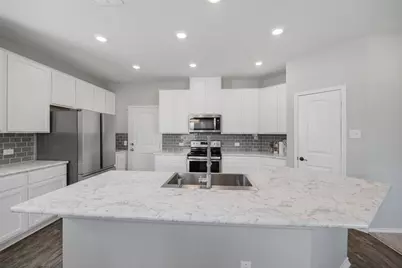 214 Saranac Drive, Elgin, TX 78621 - Photo 10