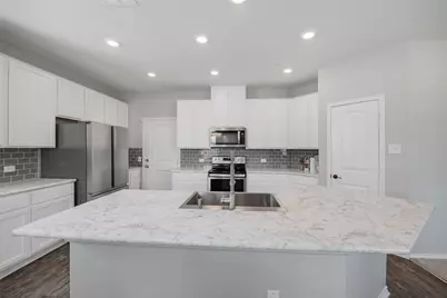 214 Saranac Drive, Elgin, TX 78621 - Photo 10