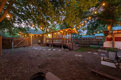 5802 Chesterfield Avenue, Austin, TX 78752 - Photo 22