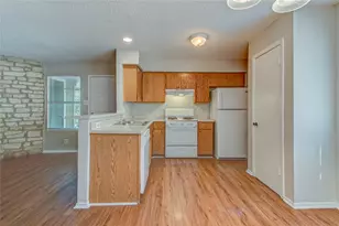 400 Hedgewood Dr, Georgetown, TX 78628 - Photo 16