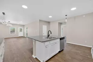 218 Sickle Loop, Kyle, TX 78640 - Photo 10