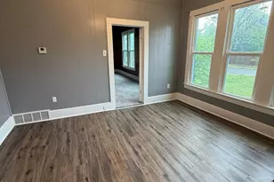 1121 S 23rd St, Temple, TX 76504 - Photo 10