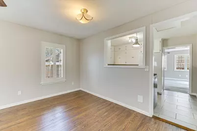 318 NW Loop 230 Highway, Smithville, TX 78957 - Photo 12