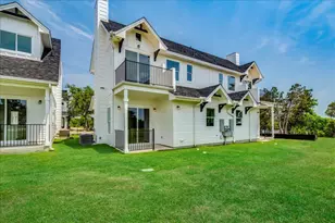 136 Lourdes Ct, Dripping Springs, TX 78620 - Photo 20