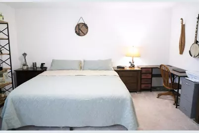 609 Marty Allen Loop, Jarrell, TX 76537 - Photo 18