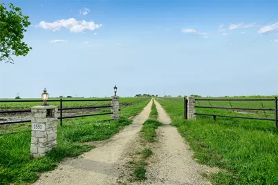 1551 Fm 1466, Coupland, TX 78615 - Photo 2