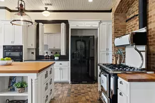 167 Vincas Shadow Ct, Driftwood, TX 78619 - Photo 14