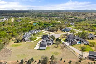 167 Vincas Shadow Ct, Driftwood, TX 78619 - Photo 2