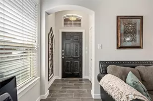 334 Creekside Curve Curve, New Braunfels, TX 78130 - Photo 4