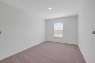 301 Crescent Park Dr, Jarrell, TX 76537 - Photo 12