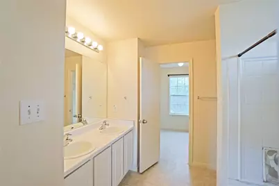 714 Lavaca Loop, Elgin, TX 78621 - Photo 32