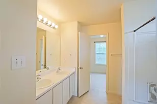 714 Lavaca Loop, Elgin, TX 78621 - Photo 32