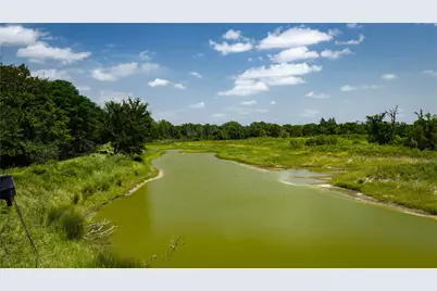 7221 W Old Lockhart Road, Muldoon, TX 78949 - Photo 6