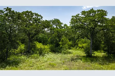 7221 W Old Lockhart Road, Muldoon, TX 78949 - Photo 24
