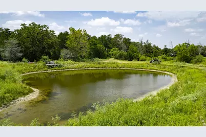 7221 W Old Lockhart Road, Muldoon, TX 78949 - Photo 2