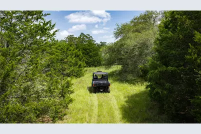 7221 W Old Lockhart Road, Muldoon, TX 78949 - Photo 8