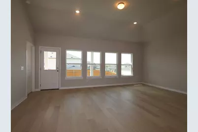 9400 Corvallis Drive, Austin, TX 78747 - Photo 6