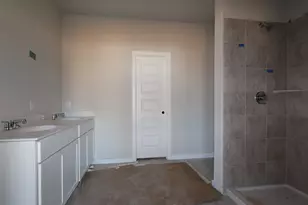 9400 Corvallis Dr, Austin, TX 78747 - Photo 6