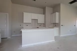 9400 Corvallis Dr, Austin, TX 78747 - Photo 2