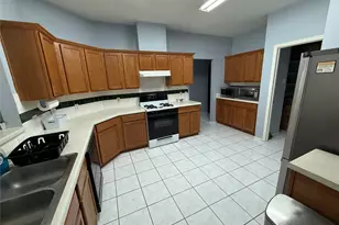 2562 Vernell Way, Round Rock, TX 78664 - Photo 4