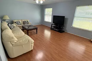 2562 Vernell Way, Round Rock, TX 78664 - Photo 10