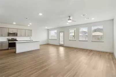 320 Fairfax Avenue, San Marcos, TX 78666 - Photo 8