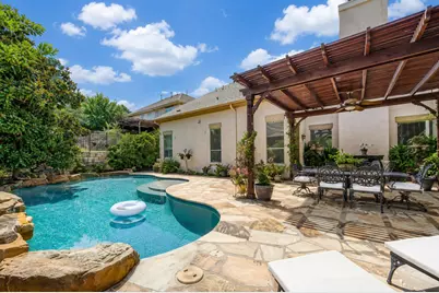 111 Whitley Drive, Austin, TX 78738 - Photo 2