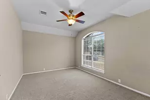 352 Sweet Gum, Kyle, TX 78640 - Photo 8