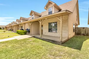 200 Sandstone Dr, Jarrell, TX 76537 - Photo 24