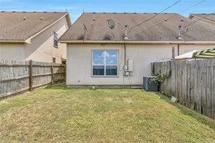 200 Sandstone Dr, Jarrell, TX 76537 - Photo 22