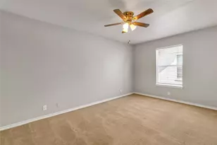 200 Sandstone Dr, Jarrell, TX 76537 - Photo 14